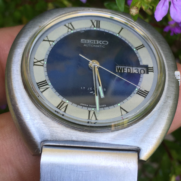 Seiko Vintage Automatic Day Date Watch Stainless Steel Original 7006-8